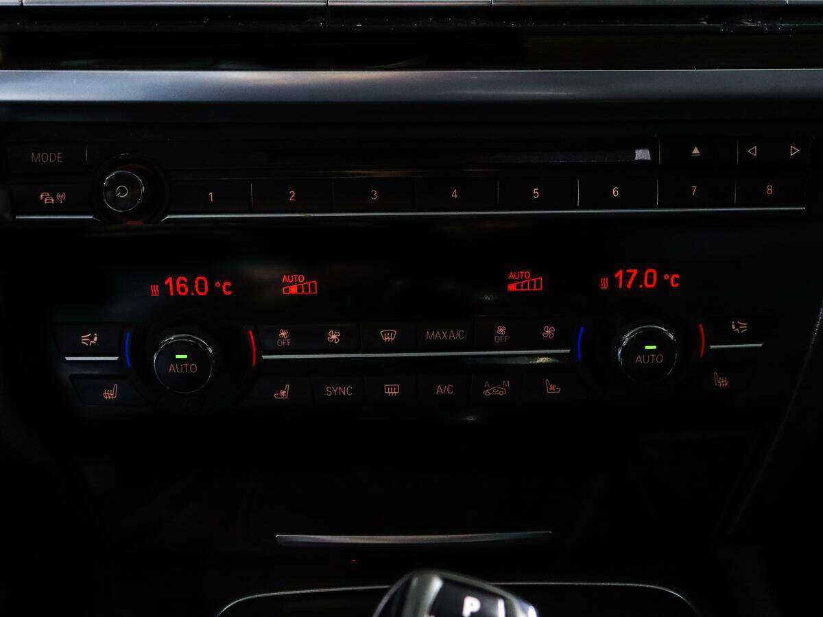 BMW 7 серии с пробегом — 2013 год. Фото: #15