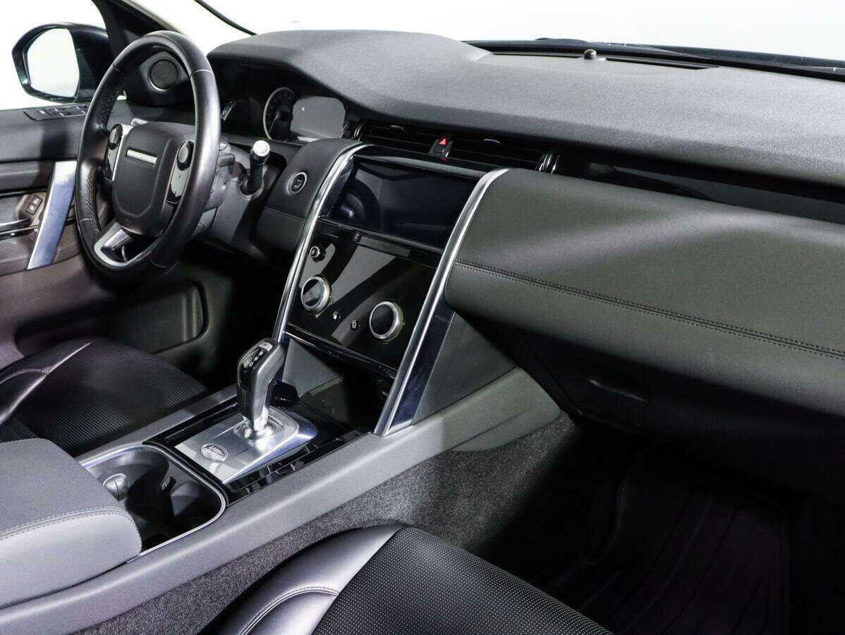Land Rover Discovery Sport с пробегом — 2020 год. Фото: #6