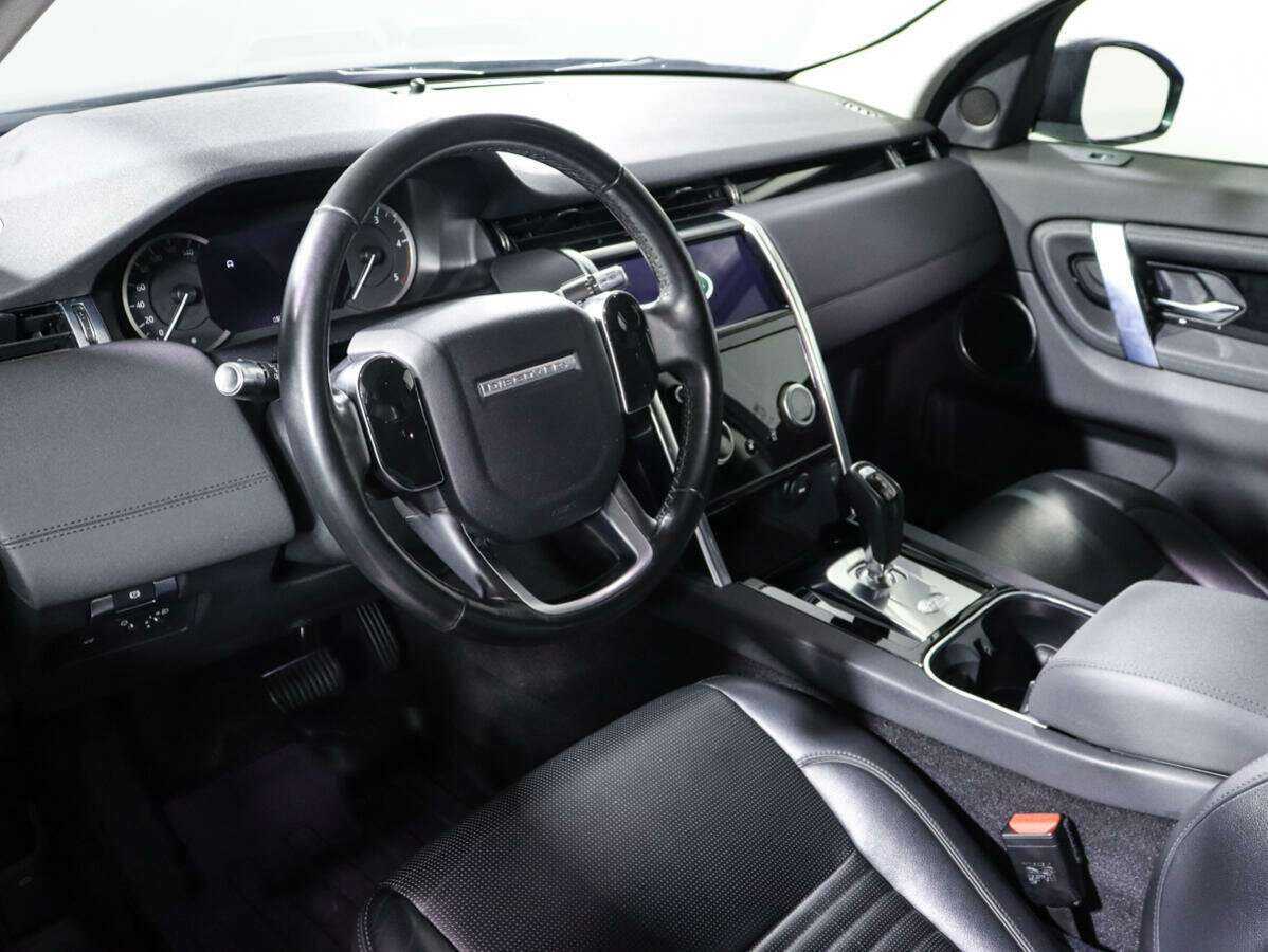 Land Rover Discovery Sport с пробегом — 2020 год. Фото: #11