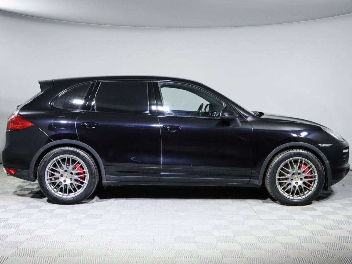 Porsche Cayenne с пробегом — 2010 год. Фото: #3