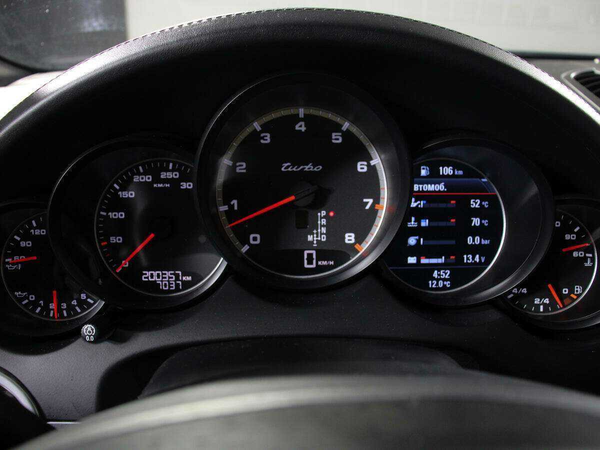 Porsche Cayenne с пробегом — 2010 год. Фото: #10