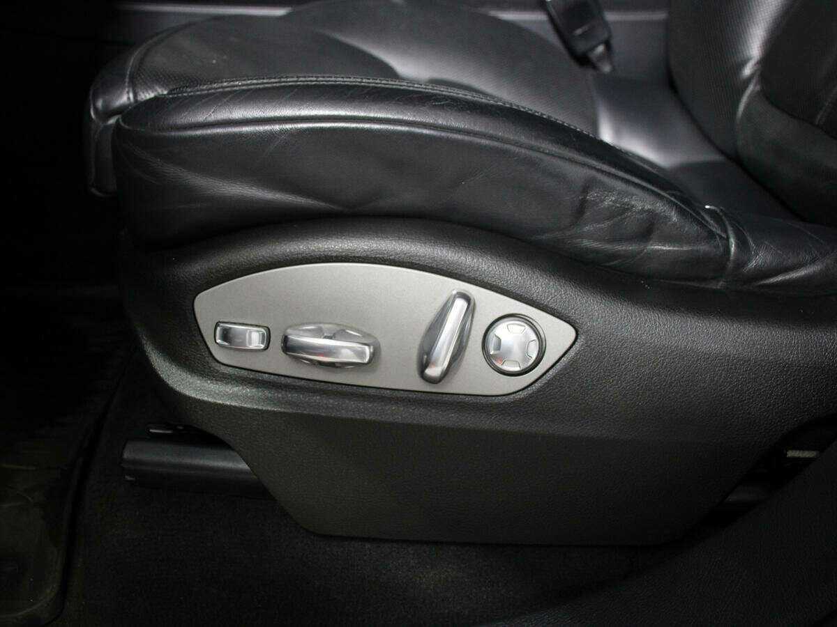 Porsche Cayenne с пробегом — 2010 год. Фото: #18