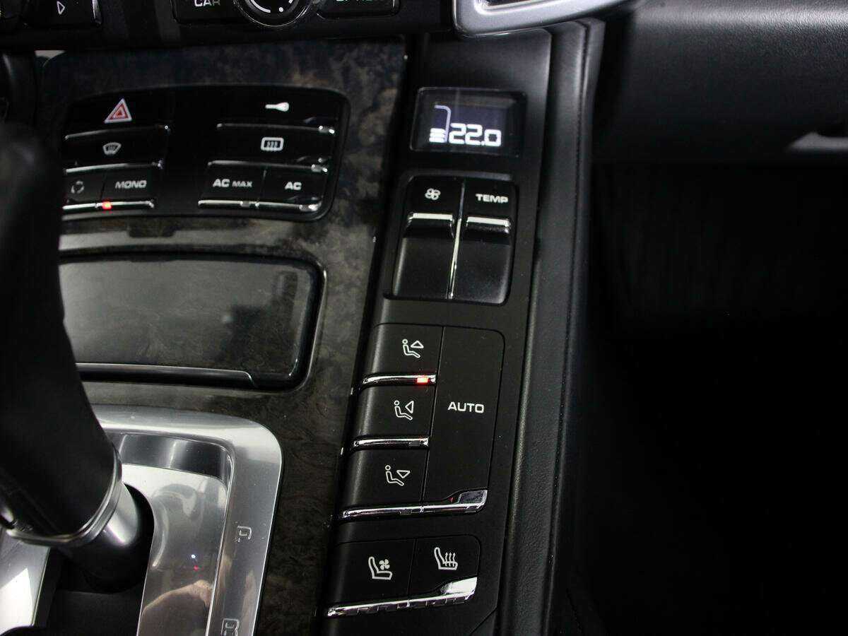 Porsche Cayenne с пробегом — 2010 год. Фото: #26