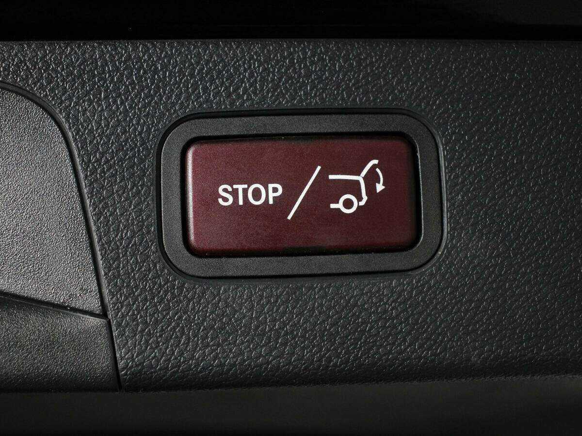 Mercedes-Benz GLC с пробегом — 2015 год. Фото: #11