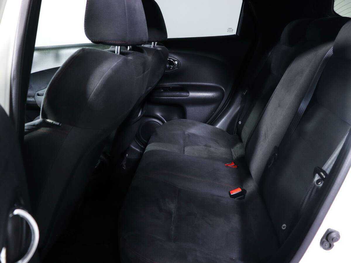 Nissan Juke Nismo с пробегом — 2013 год. Фото: #6