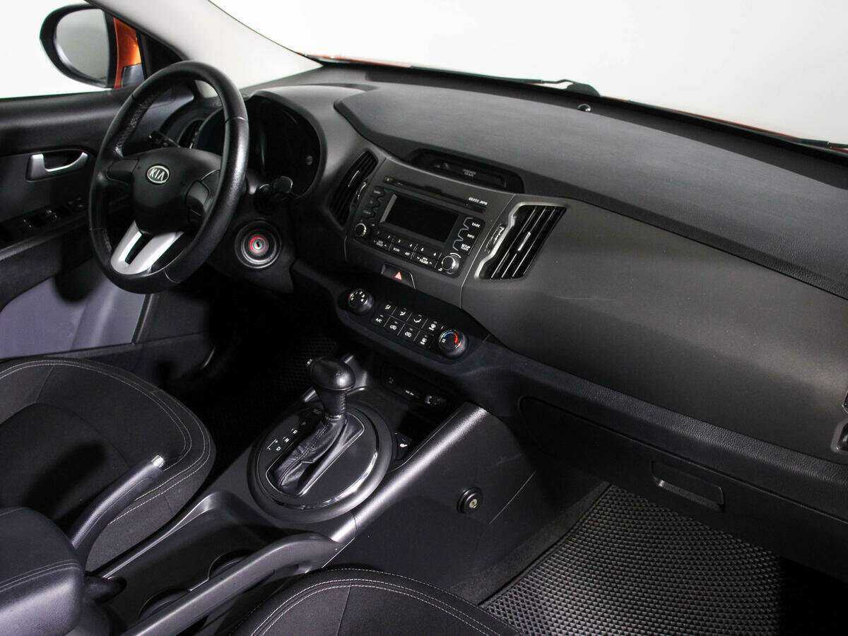Kia Sportage с пробегом — 2011 год. Фото: #5