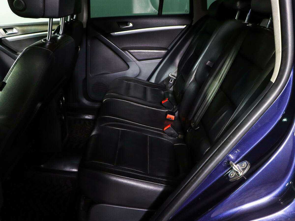 Volkswagen Tiguan с пробегом — 2011 год. Фото: #7