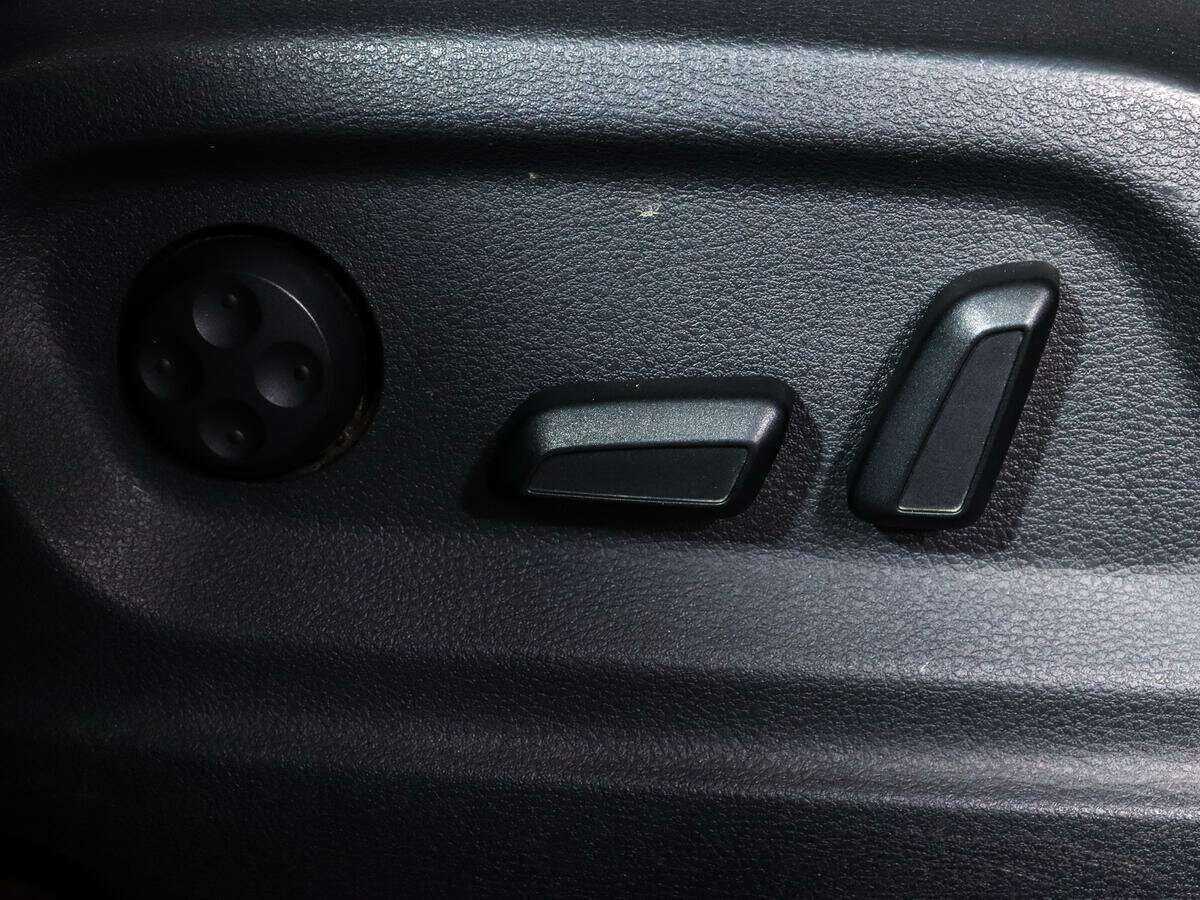 Volkswagen Tiguan с пробегом — 2011 год. Фото: #15