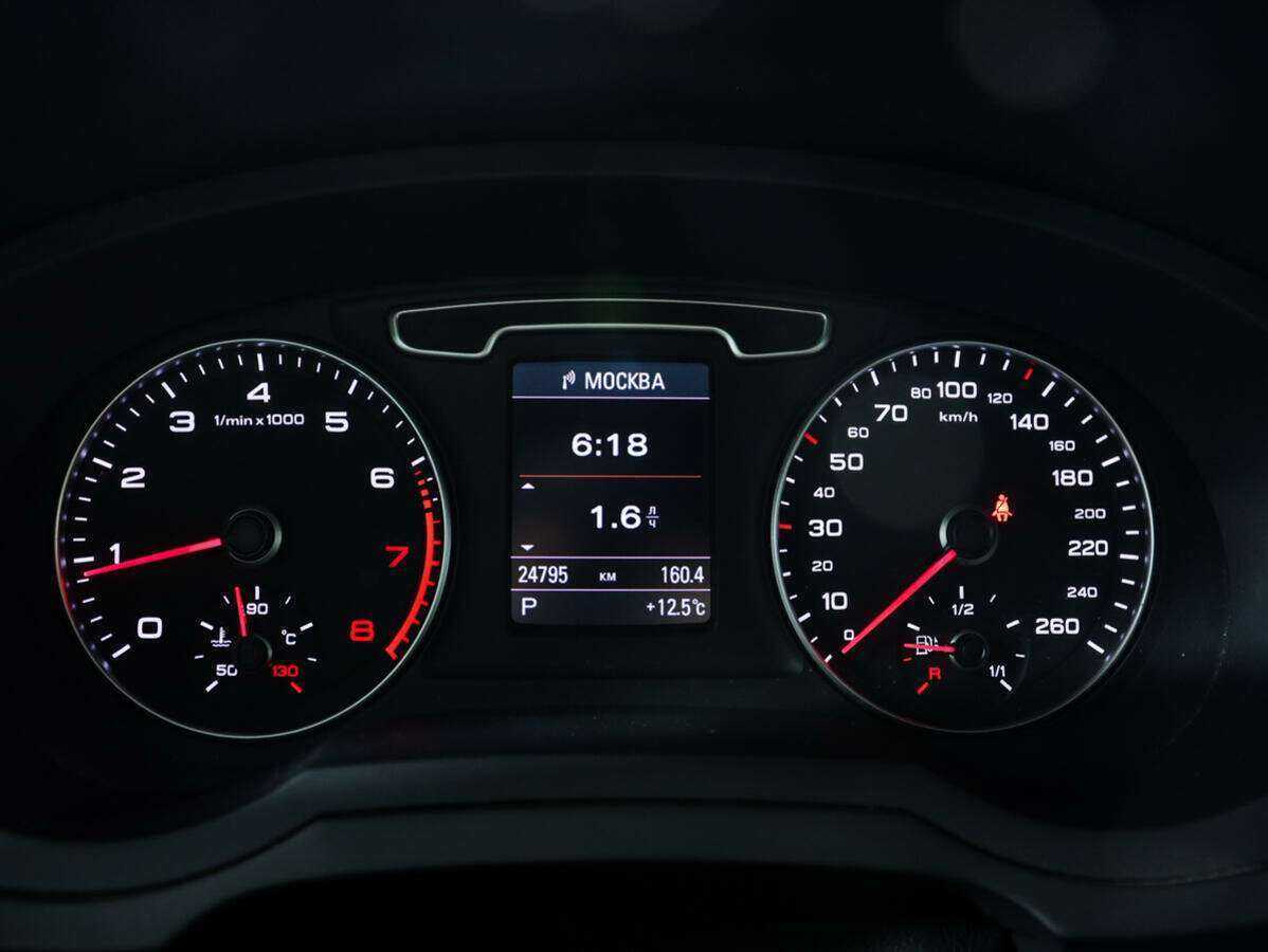 Audi Q3 с пробегом — 2012 год. Фото: #8