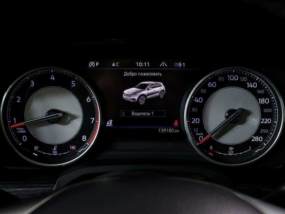 Volkswagen Touareg с пробегом — 2019 год. Фото: #8