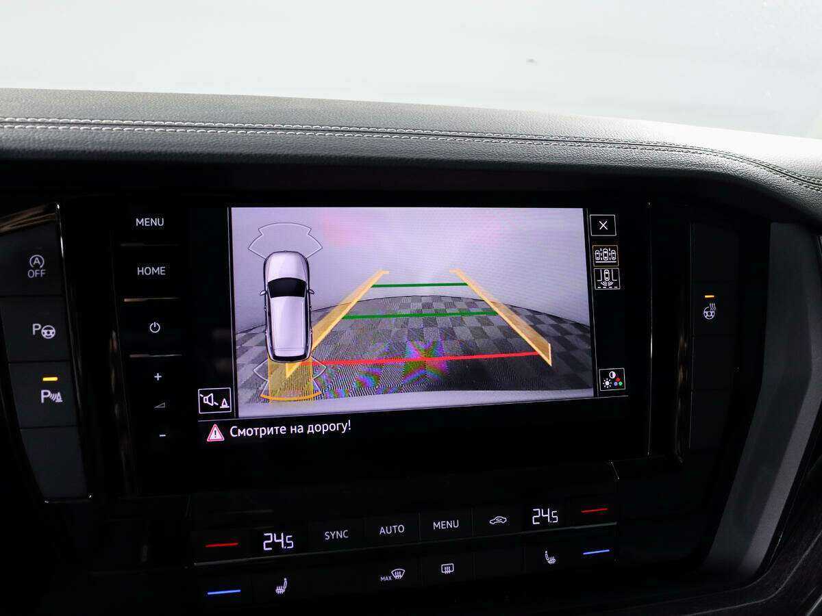 Volkswagen Touareg с пробегом — 2019 год. Фото: #15