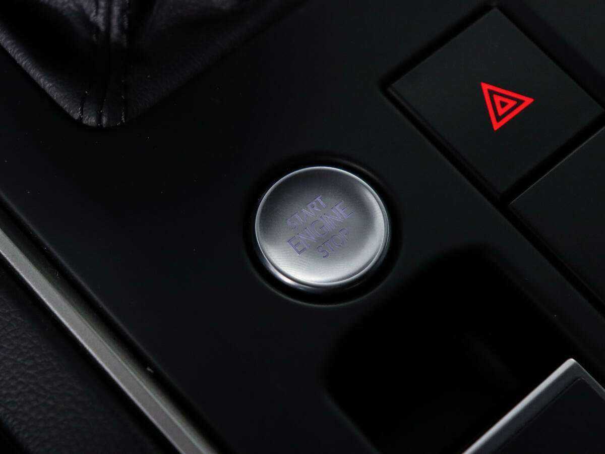 Volkswagen Touareg с пробегом — 2019 год. Фото: #18