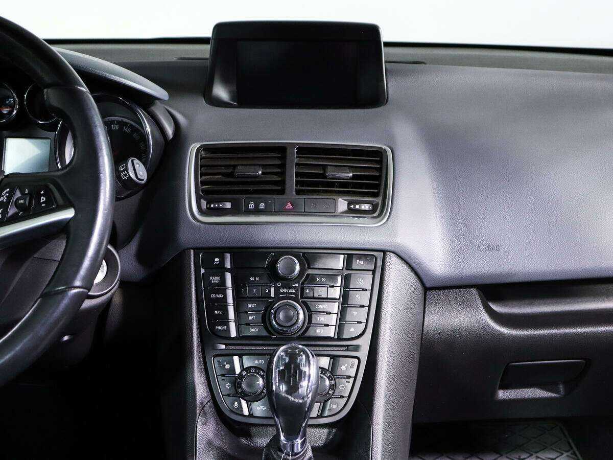 Opel Meriva с пробегом — 2012 год. Фото: #11