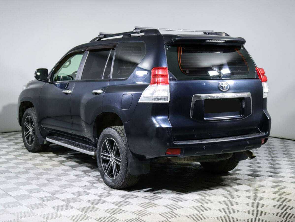 Toyota Land Cruiser Prado с пробегом — 2011 год. Фото: #6