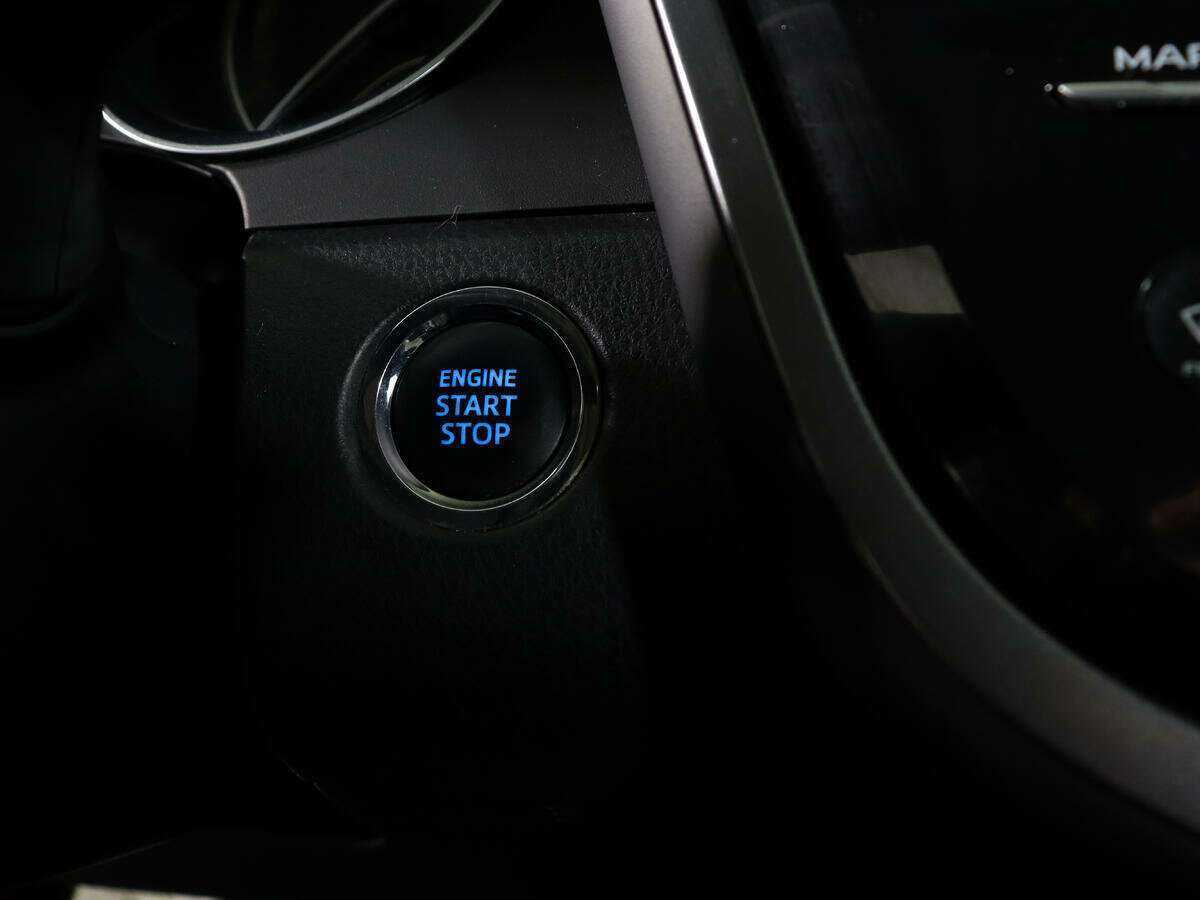 Toyota Camry с пробегом — 2020 год. Фото: #23