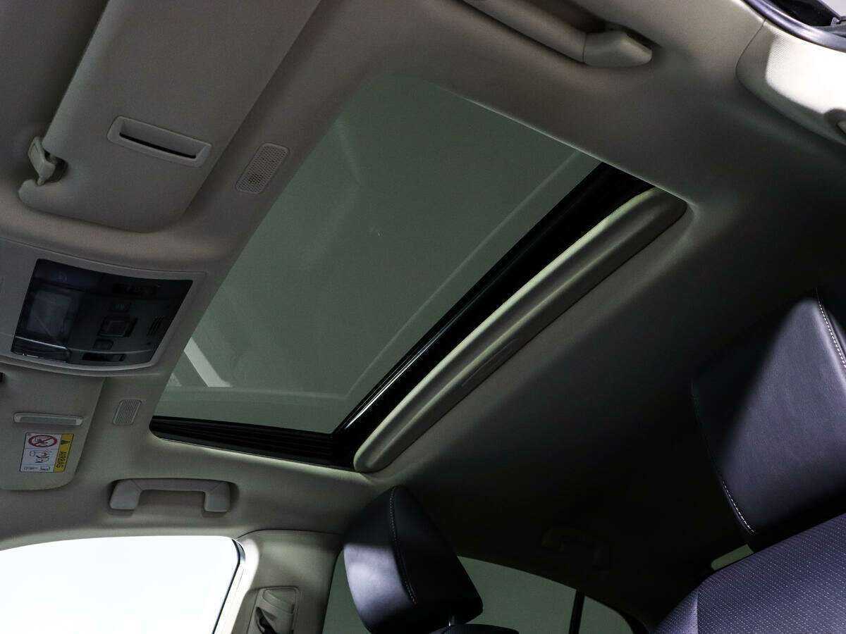 Lexus ES с пробегом — 2020 год. Фото: #11