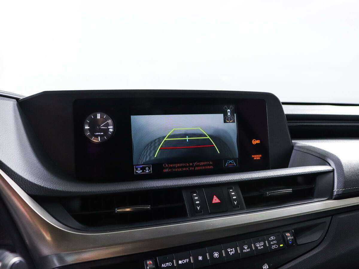 Lexus ES с пробегом — 2020 год. Фото: #14