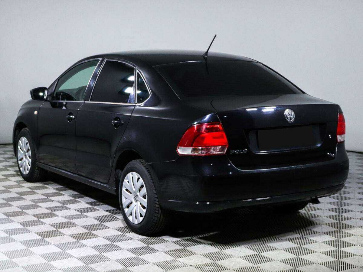 Volkswagen Polo с пробегом — 2014 год. Фото: #4