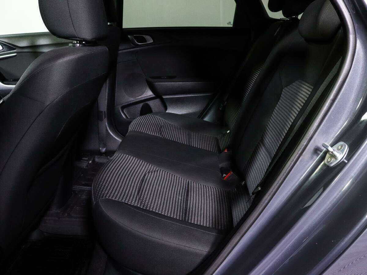 Kia Ceed с пробегом — 2019 год. Фото: #7