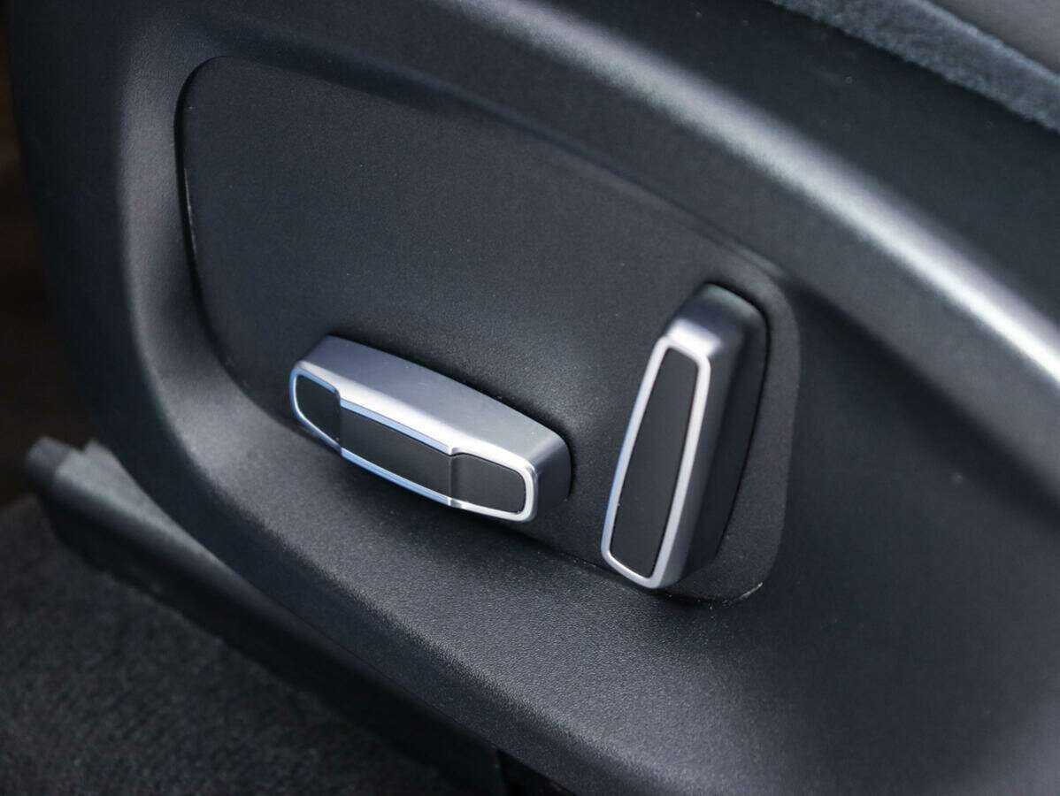 Jaguar F-Pace с пробегом — 2018 год. Фото: #16