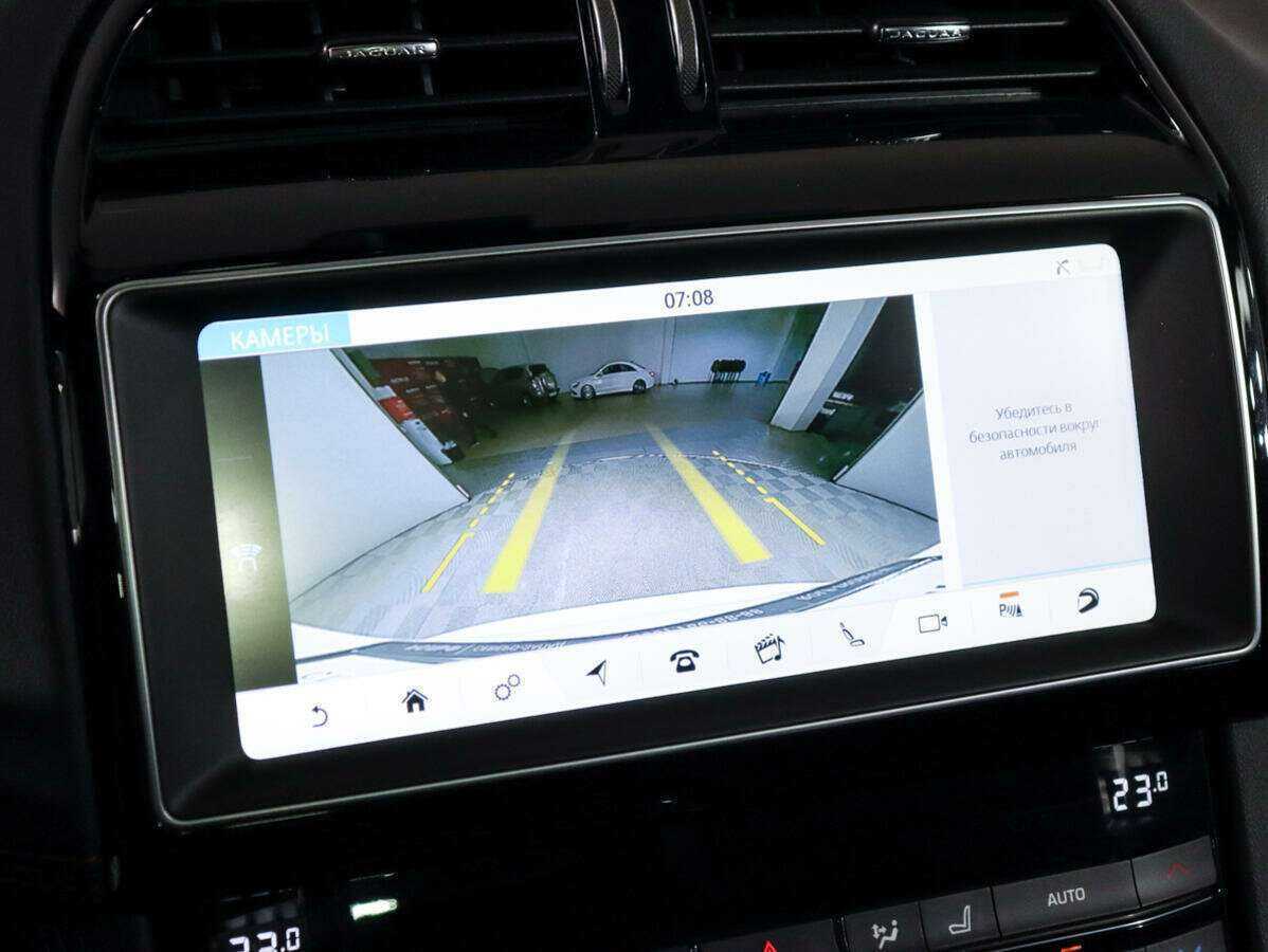 Jaguar F-Pace с пробегом — 2018 год. Фото: #20