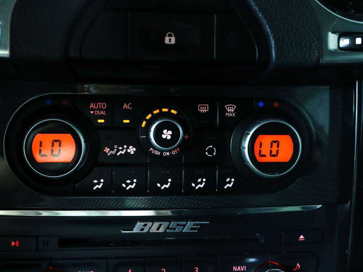 Renault Koleos с пробегом — 2011 год. Фото: #16