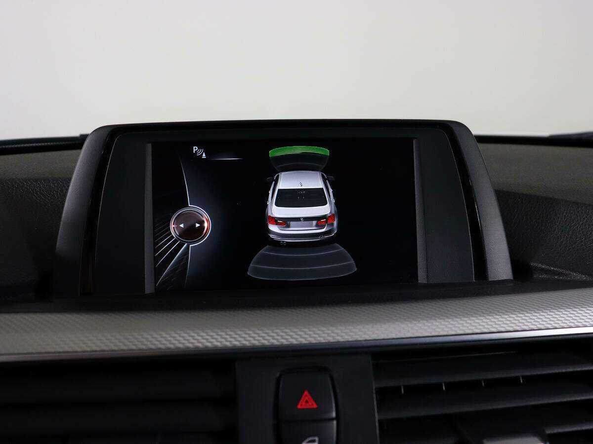 BMW 3 серии с пробегом — 2016 год. Фото: #22