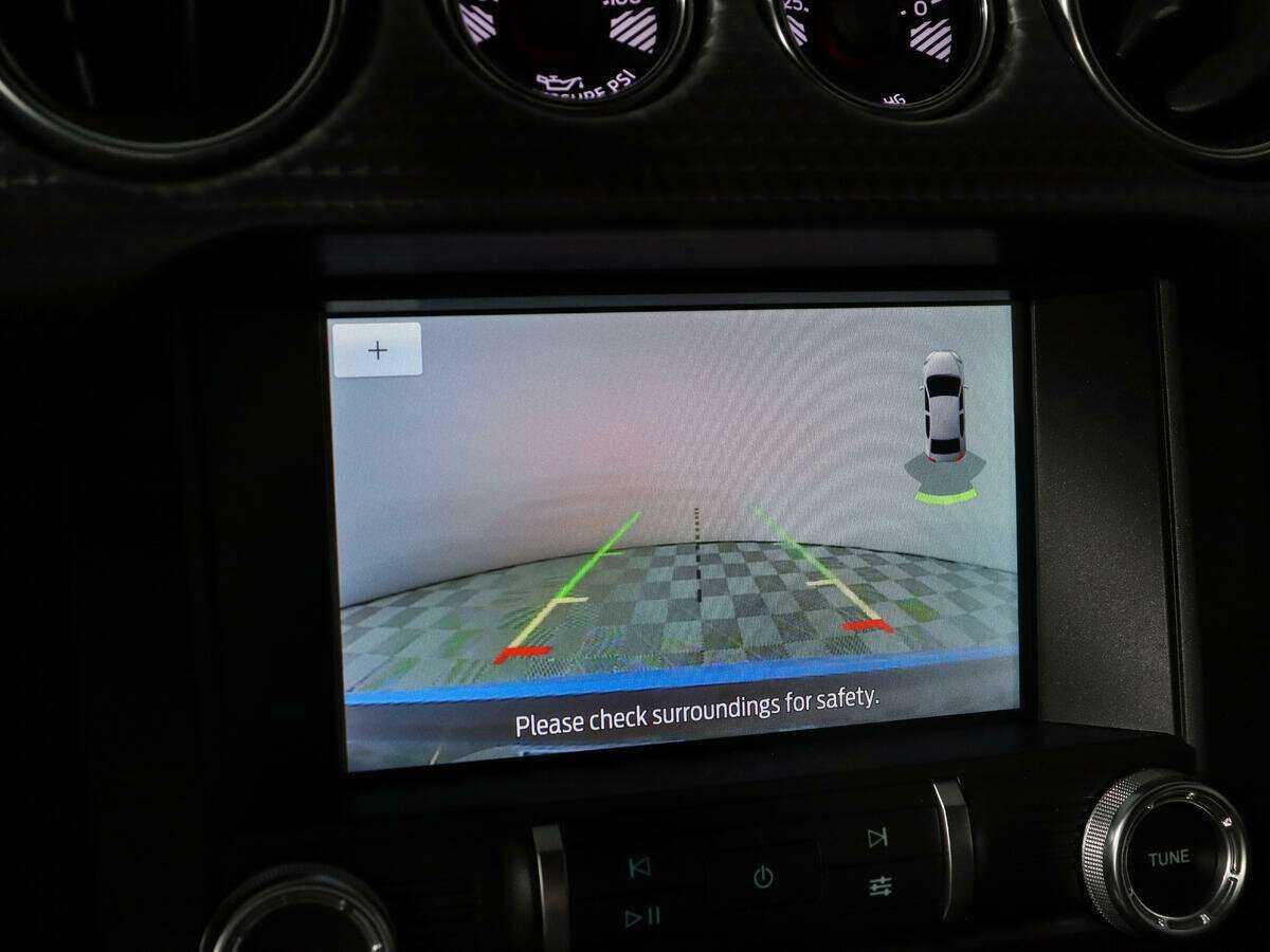 Ford Mustang с пробегом — 2022 год. Фото: #12