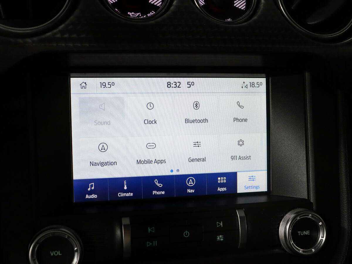 Ford Mustang с пробегом — 2022 год. Фото: #14