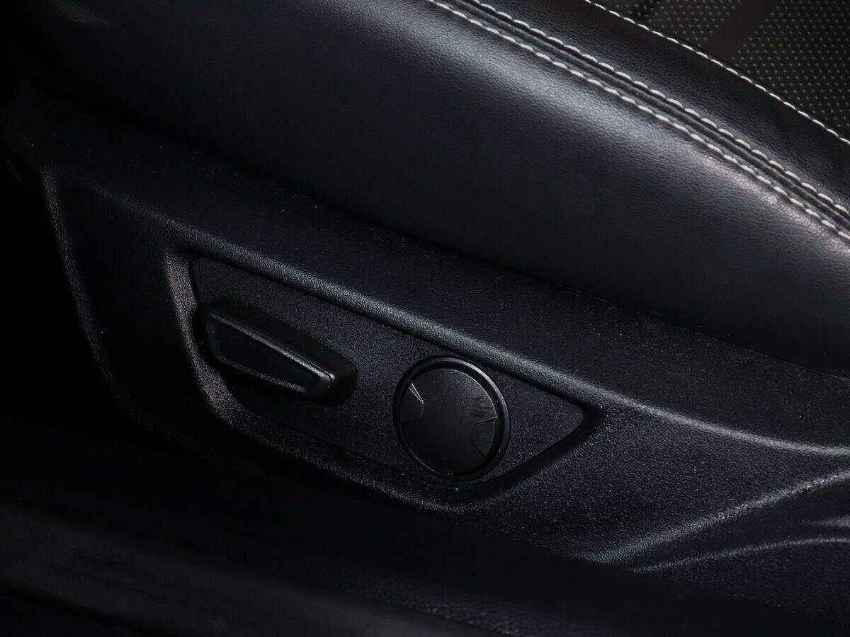 Ford Mustang с пробегом — 2022 год. Фото: #15