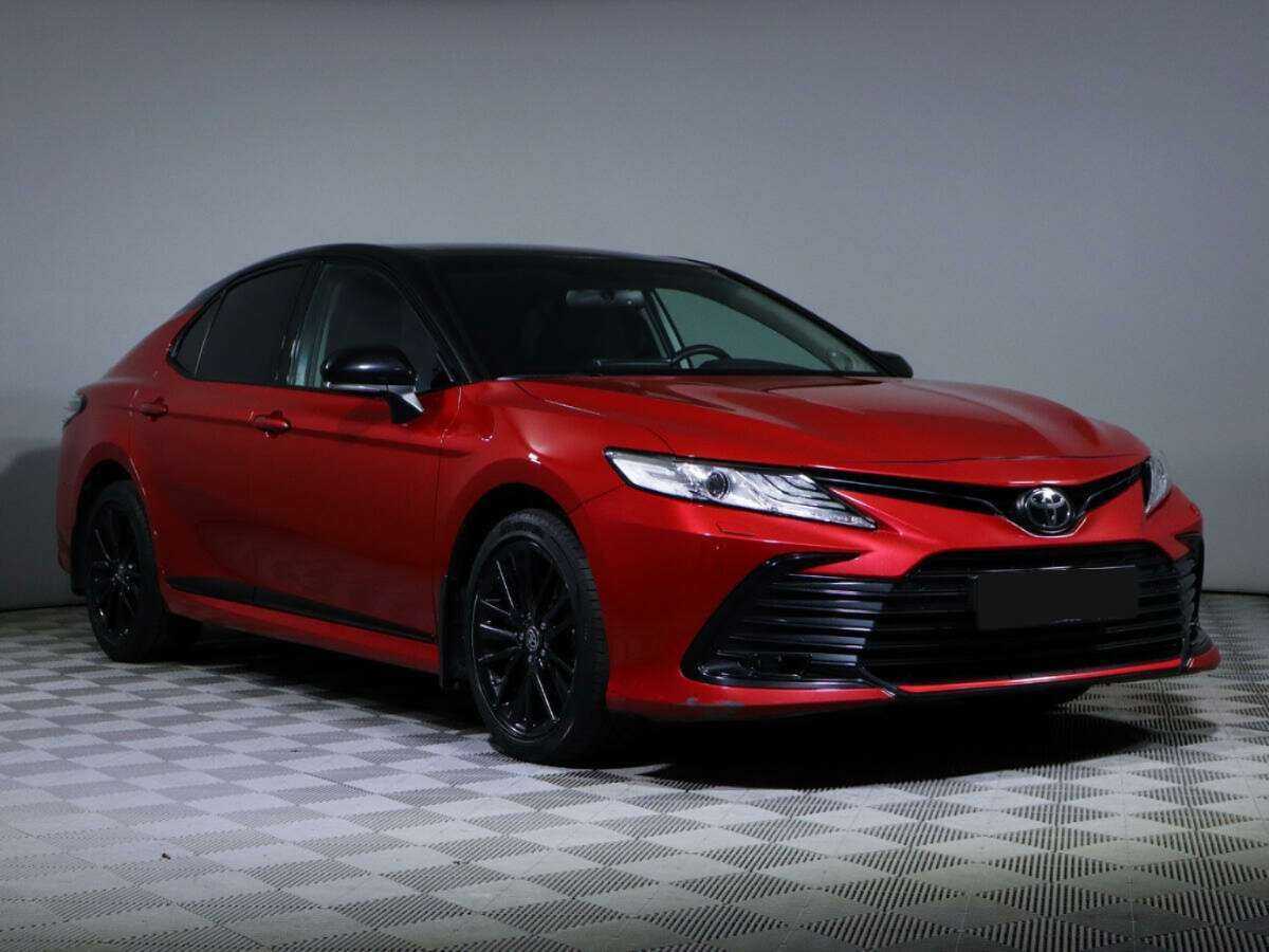 Toyota Camry с пробегом — 2021 год. Фото: #2