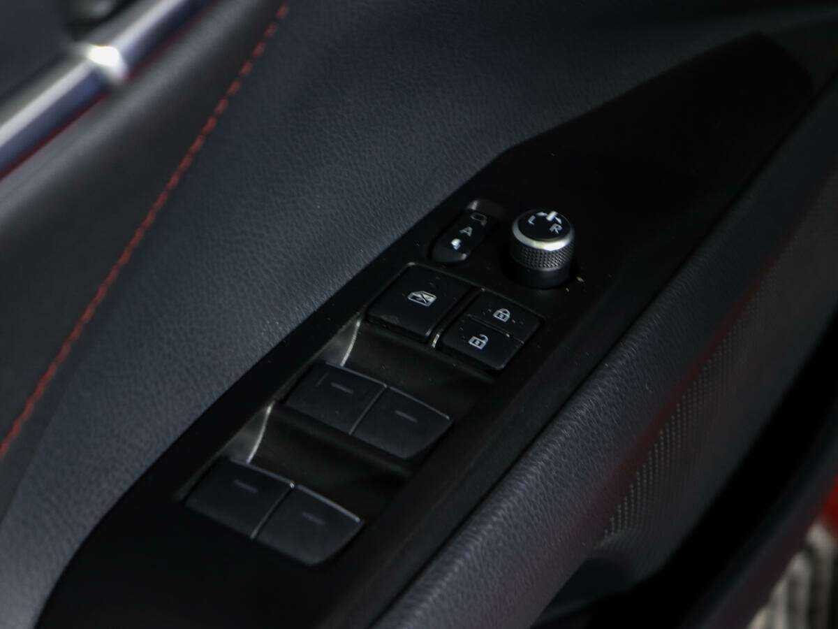 Toyota Camry с пробегом — 2021 год. Фото: #18