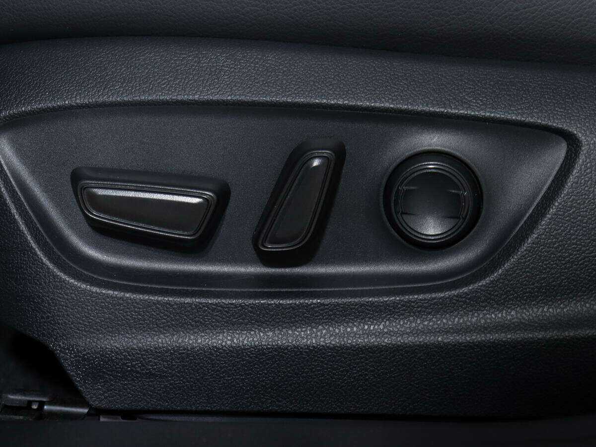 Toyota Camry с пробегом — 2021 год. Фото: #19