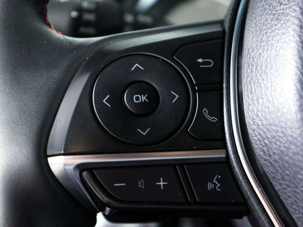 Toyota Camry с пробегом — 2021 год. Фото: #22