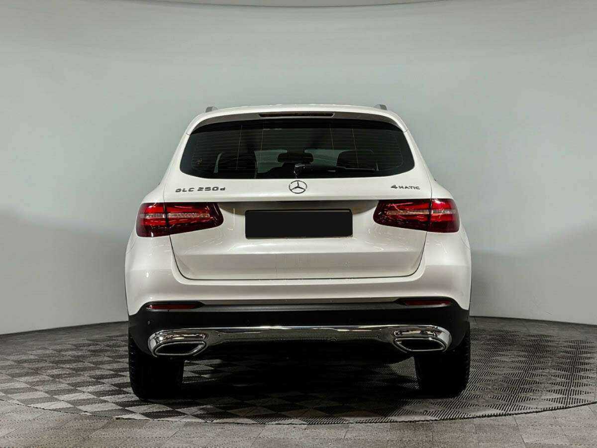 Mercedes-Benz GLC с пробегом — 2016 год. Фото: #4