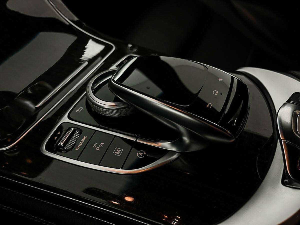 Mercedes-Benz GLC с пробегом — 2016 год. Фото: #11