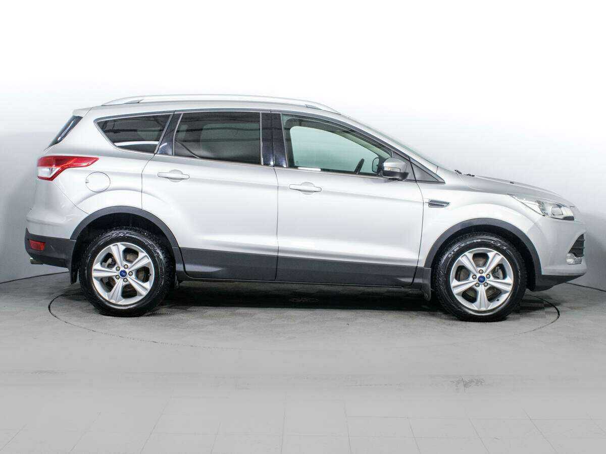 Ford Kuga с пробегом — 2016 год. Фото: #3