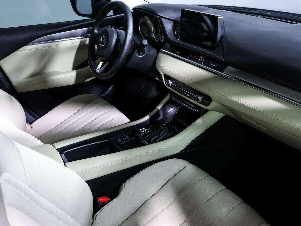 Mazda 6 с пробегом — 2022 год. Фото: #7