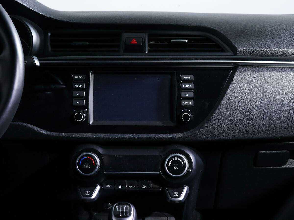 Kia Rio с пробегом — 2018 год. Фото: #11