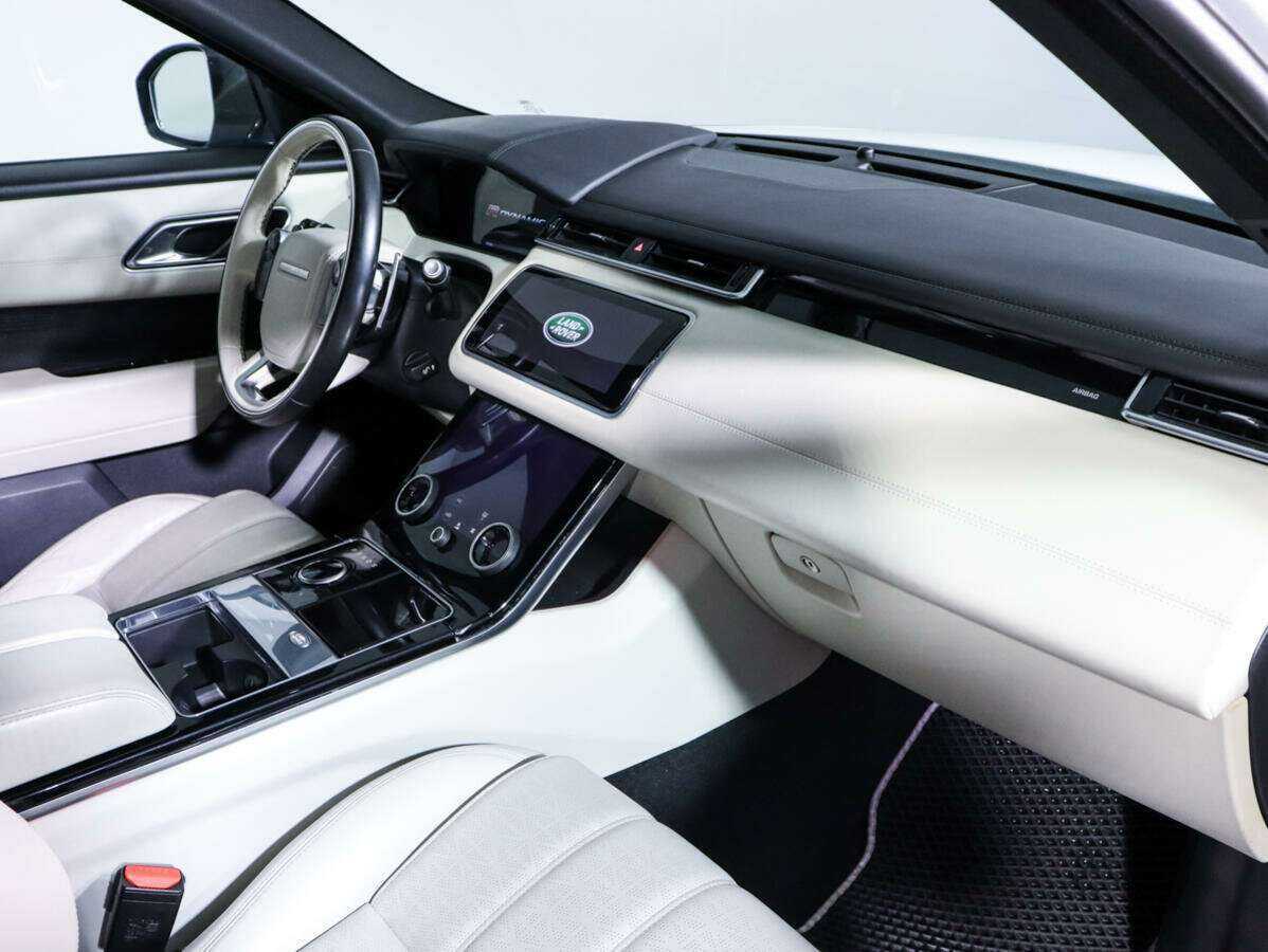 Land Rover Range Rover Velar с пробегом — 2018 год. Фото: #6