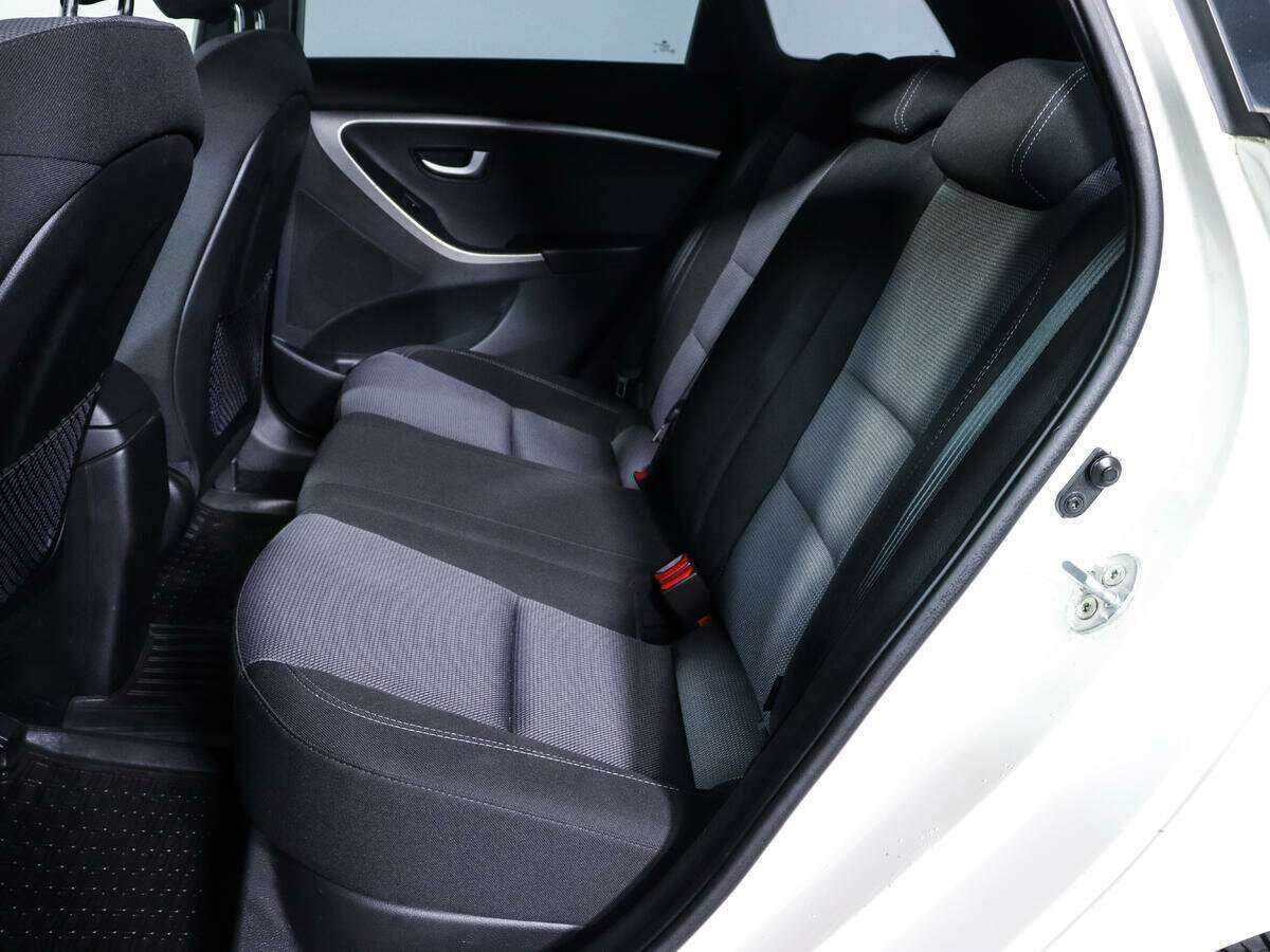 Hyundai i30 с пробегом — 2013 год. Фото: #7