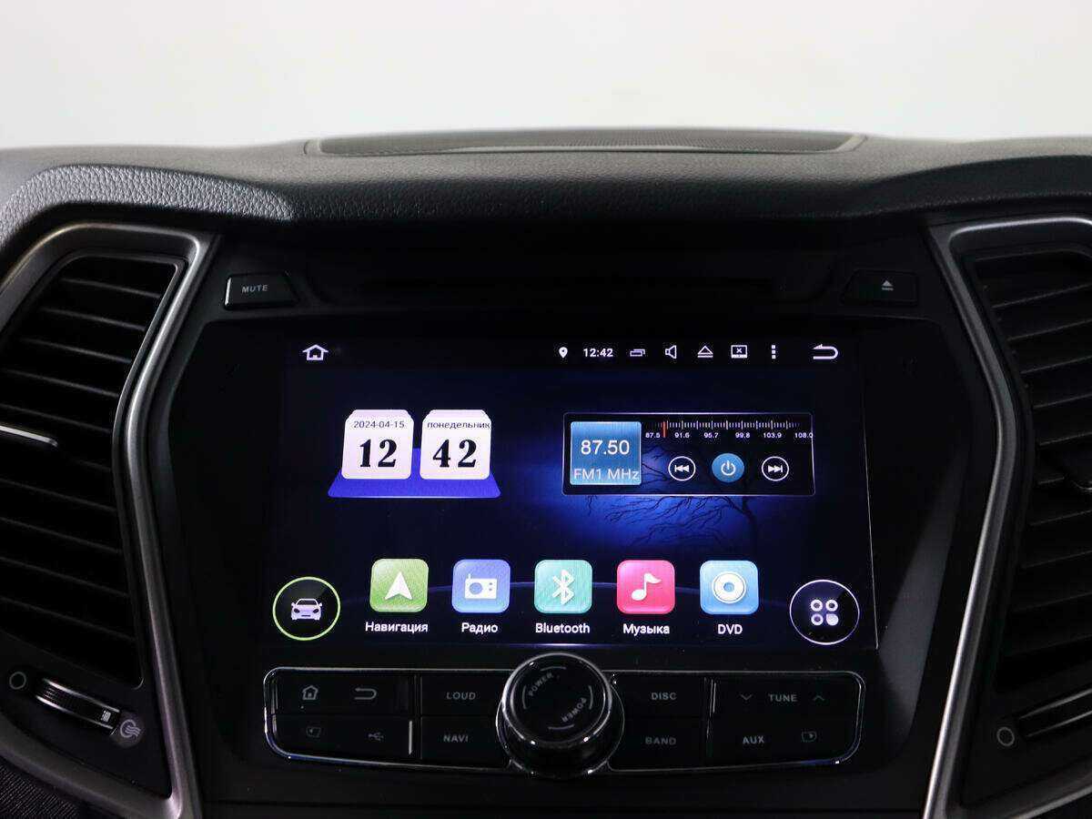 Hyundai Santa Fe с пробегом — 2017 год. Фото: #16