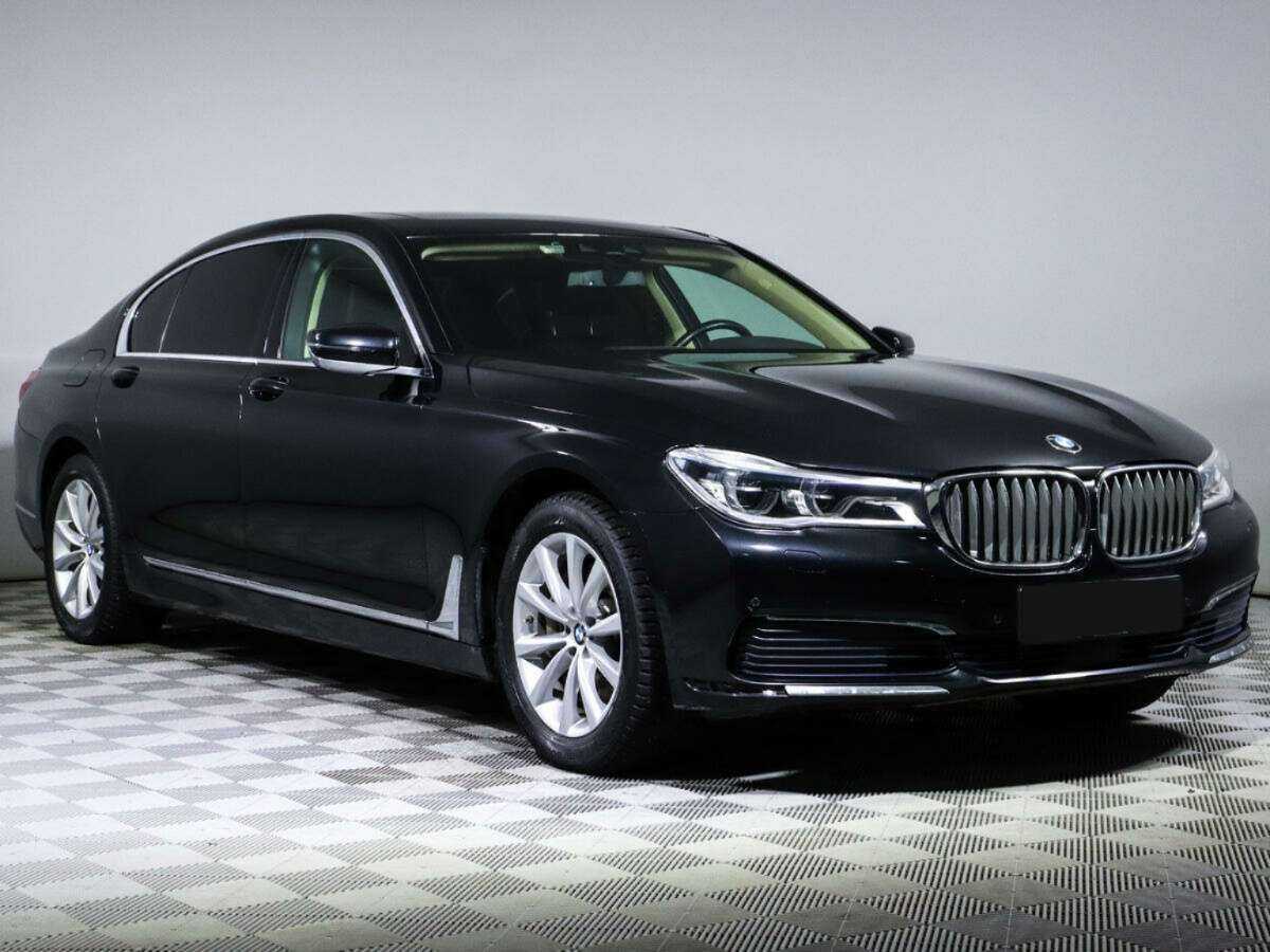 BMW 7 серии с пробегом — 2016 год. Фото: #2