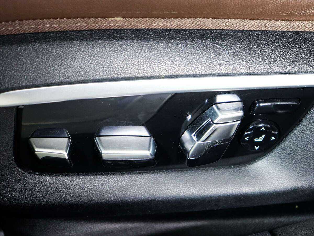 BMW 7 серии с пробегом — 2016 год. Фото: #19