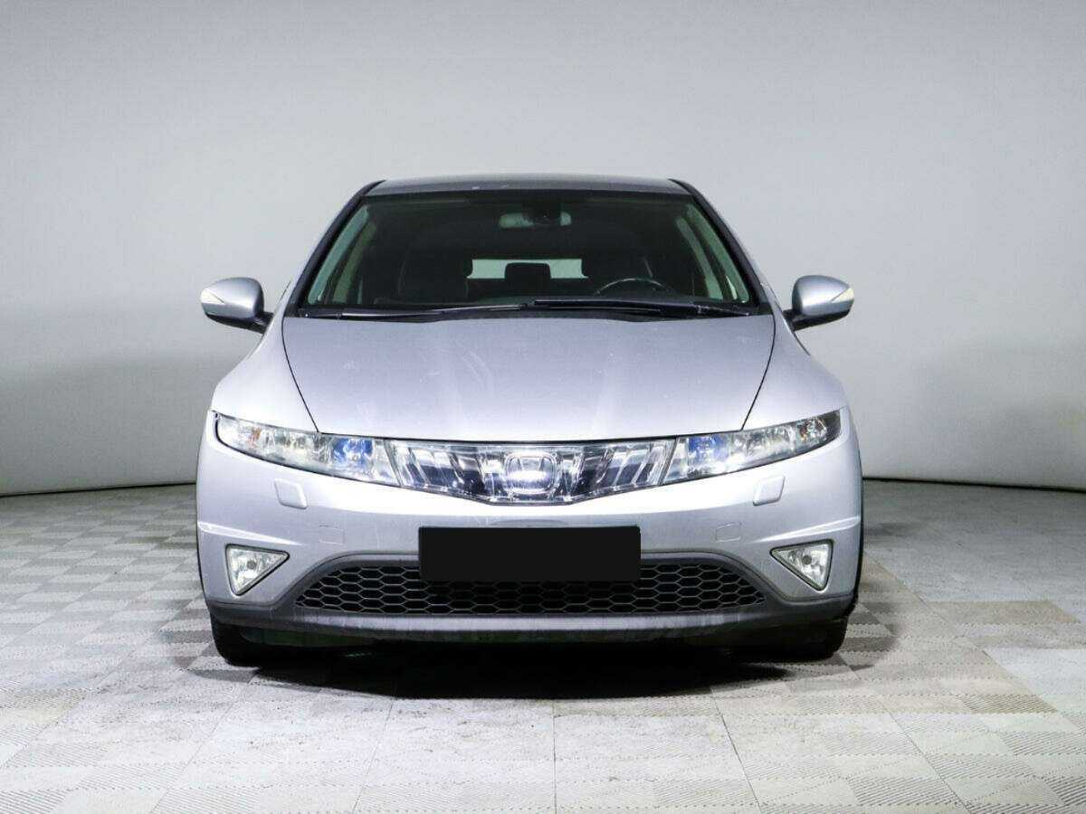 Honda Civic с пробегом — 2008 год. Фото: #1