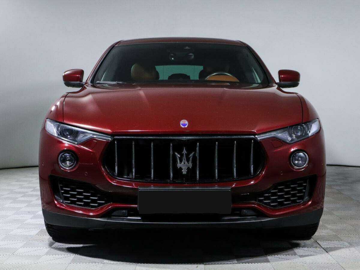 Maserati Levante с пробегом — 2016 год. Фото: #1