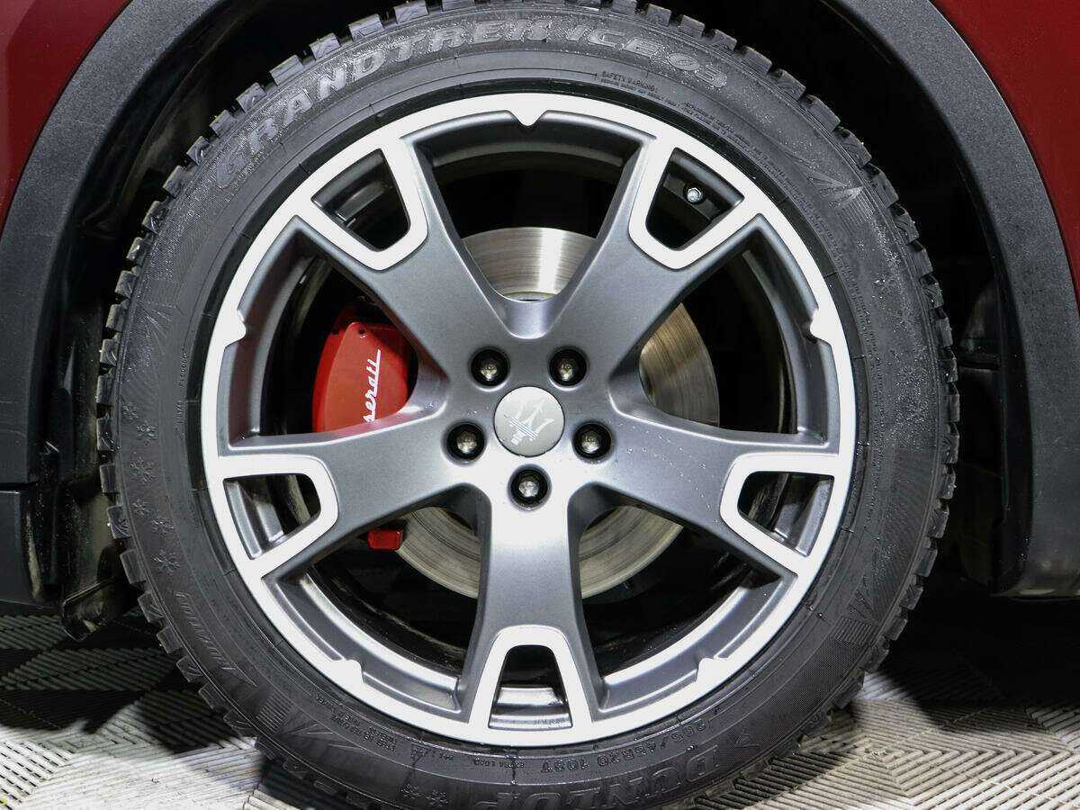 Maserati Levante с пробегом — 2016 год. Фото: #12