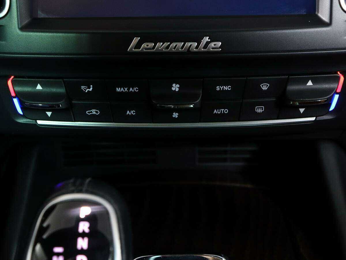 Maserati Levante с пробегом — 2016 год. Фото: #21