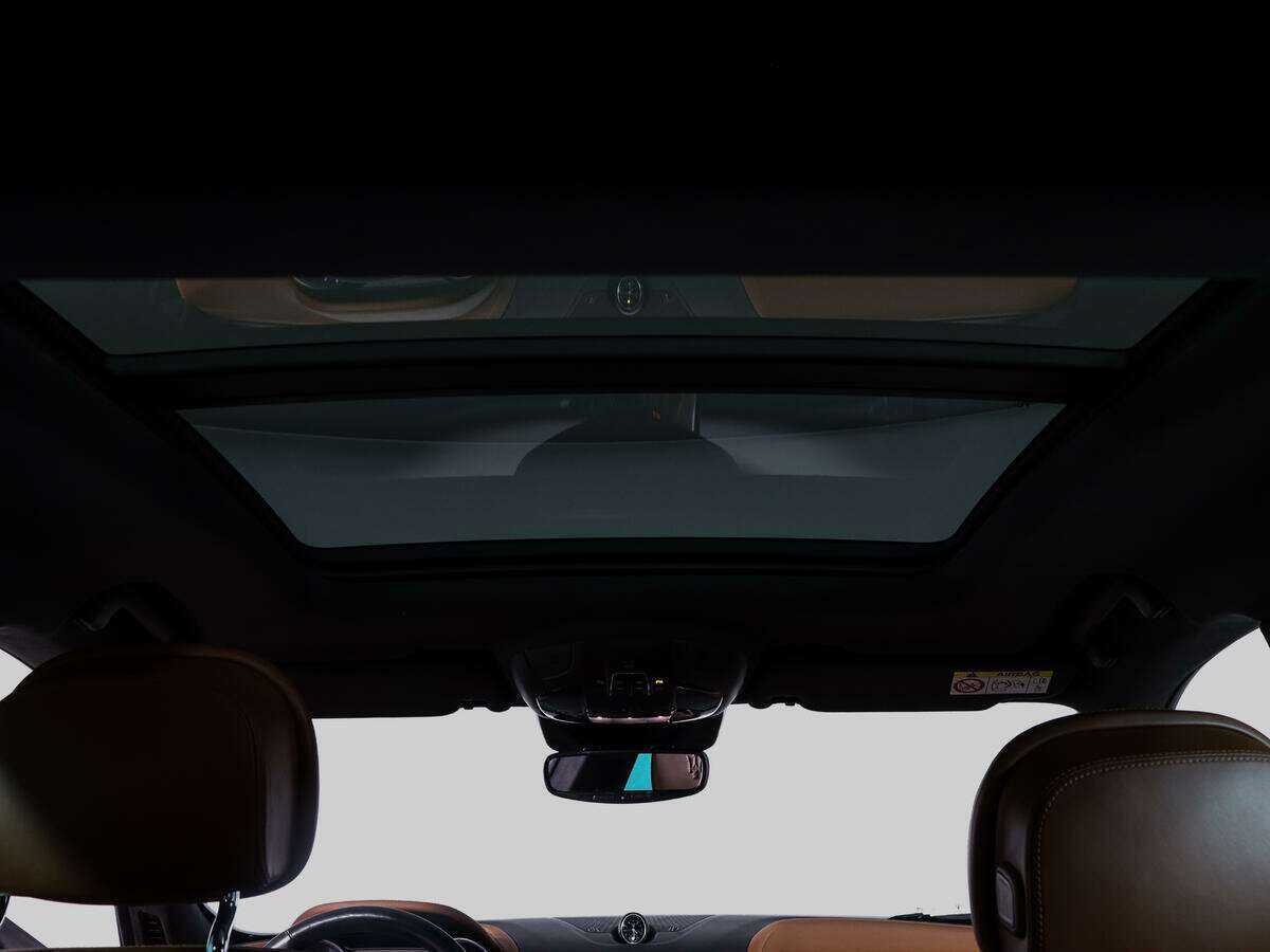 Maserati Levante с пробегом — 2016 год. Фото: #24