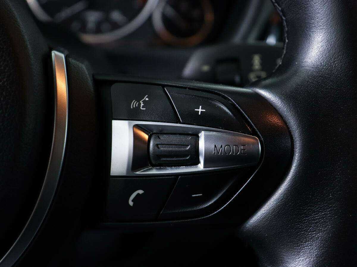 BMW 3 серии с пробегом — 2014 год. Фото: #16